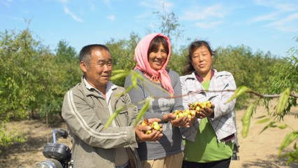 張智霖、李承鉉高位成團(tuán),良品鋪?zhàn)又戮磁G斬棘的你